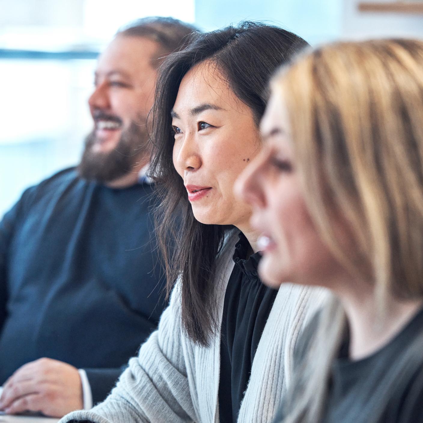 健康・安全・ウェルビーイング - 商談をする男女